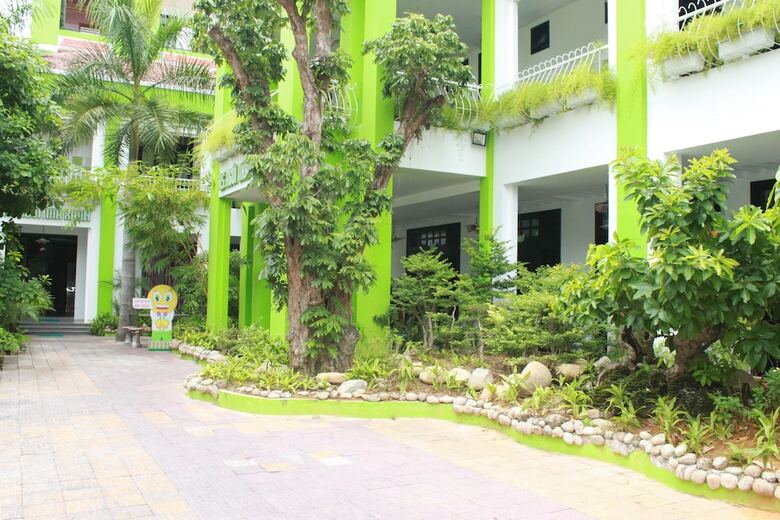 Hotel Ngoi Nha Xanh