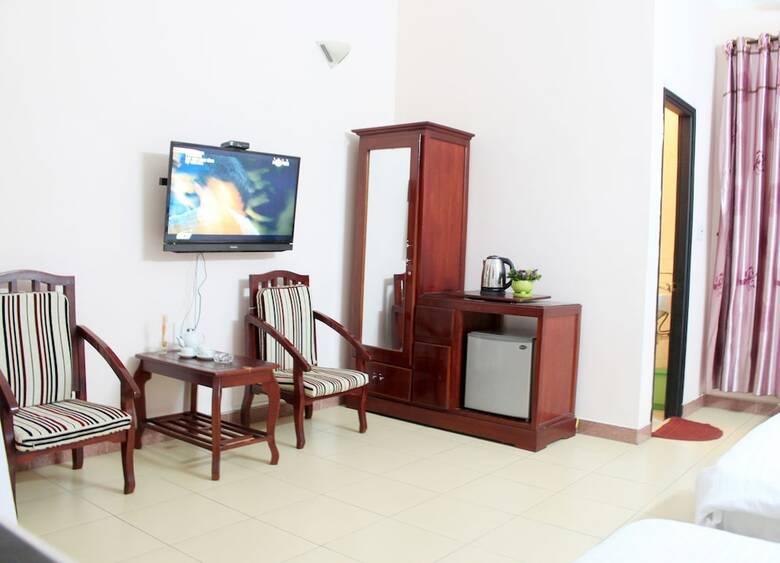 Hotel Ngoi Nha Xanh
