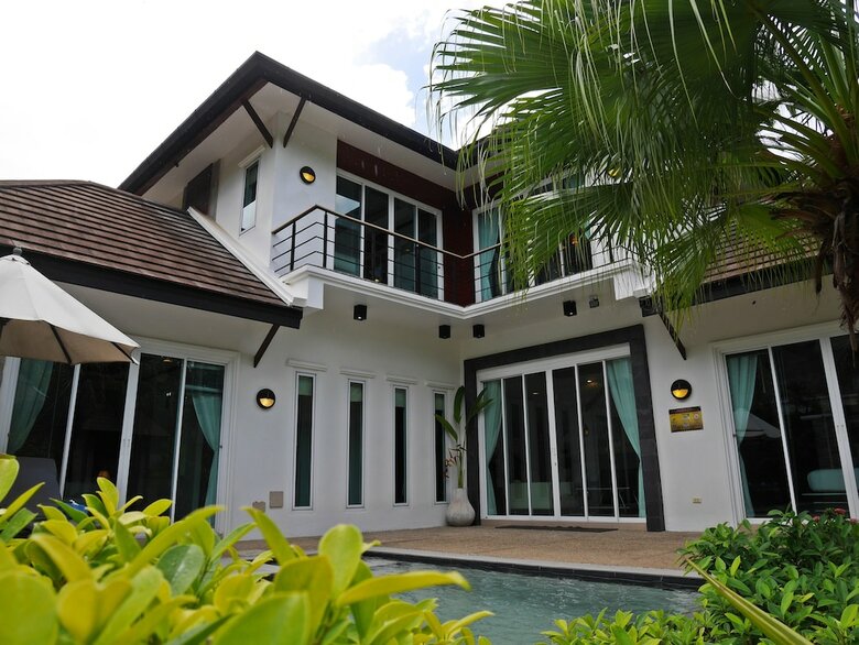 Suriya Som Villa
