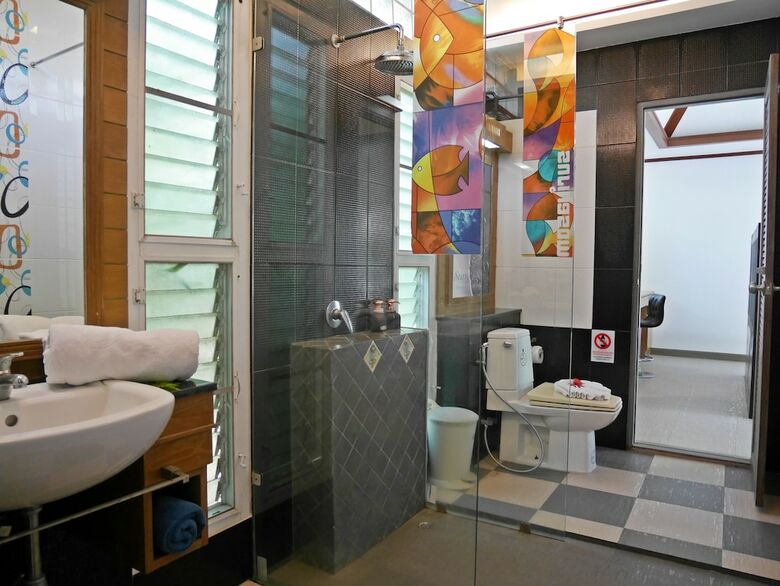 Suriya Som Villa