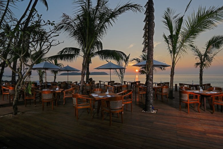 Ngapalii Bay Villas & Spa