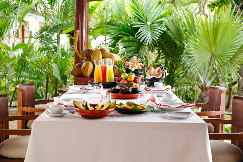 Ngapalii Bay Villas & Spa