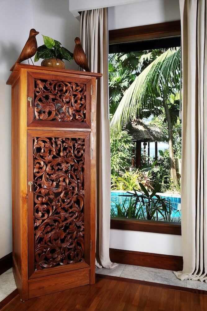Ngapalii Bay Villas & Spa