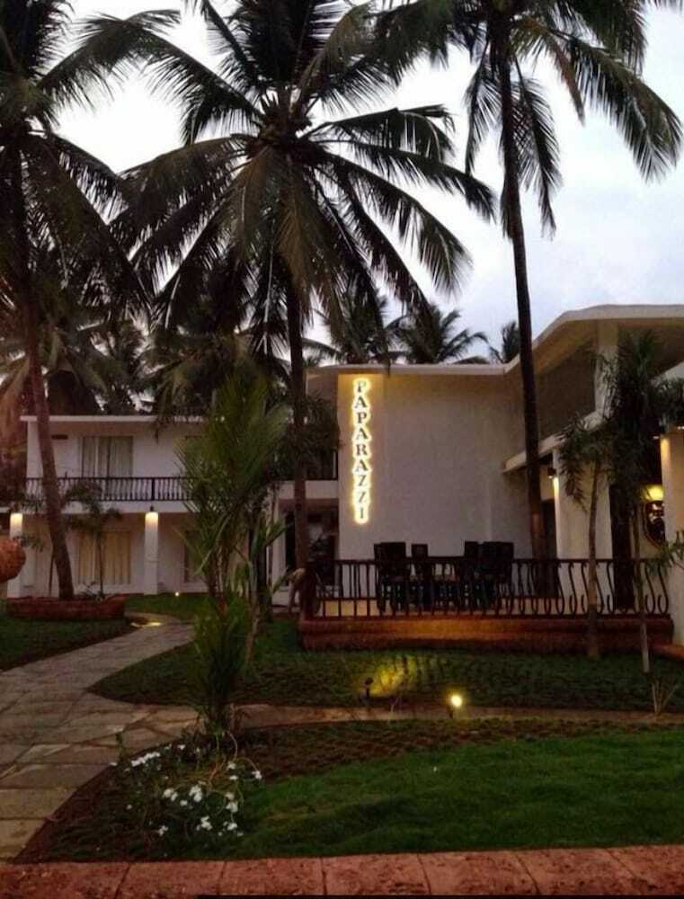 Hotel Paparazzi Resort