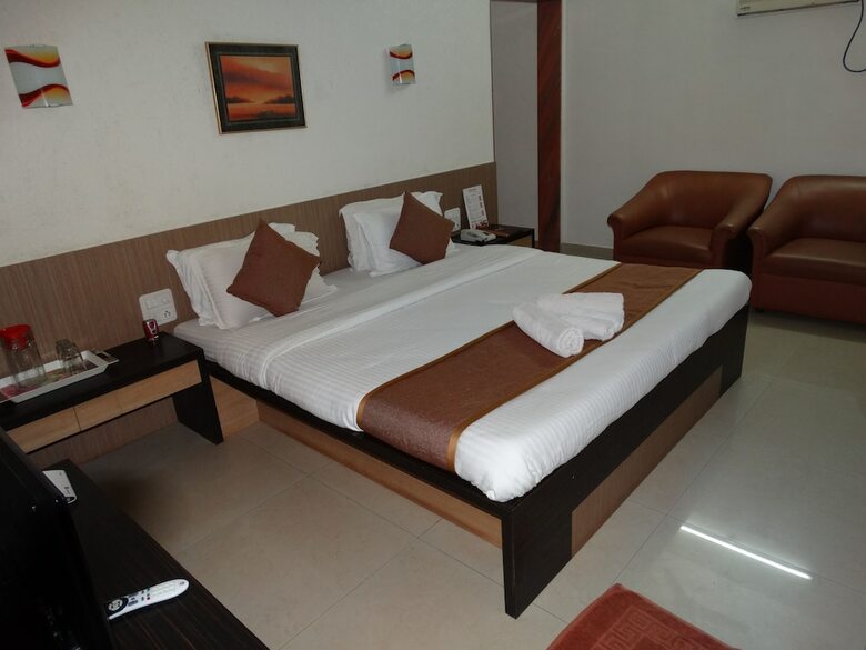 Hotel Abhishek Beach Resort & Spa