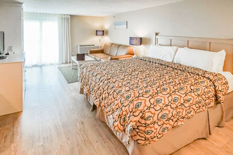 Innseason Resorts Surfside