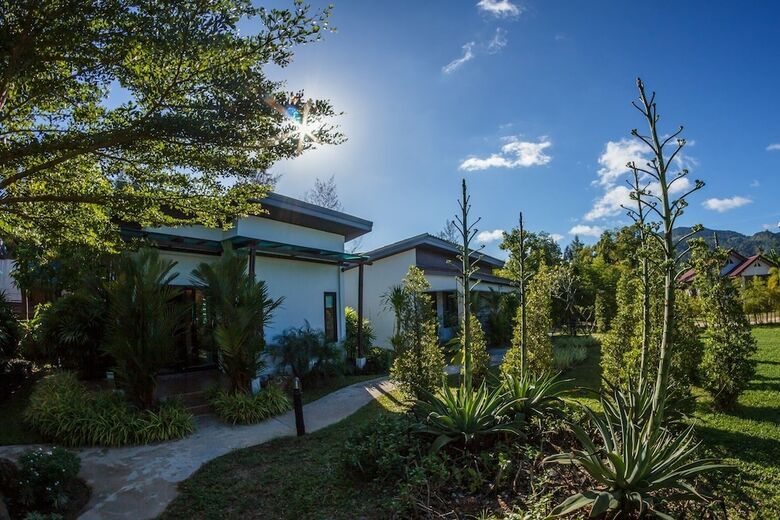 Hotel Baan Armeen Cottage