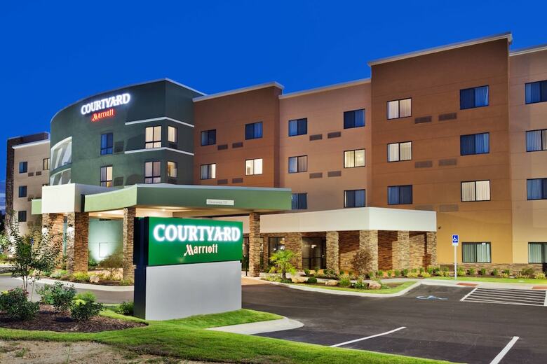 Hotel Courtyard By Marriott Auburn