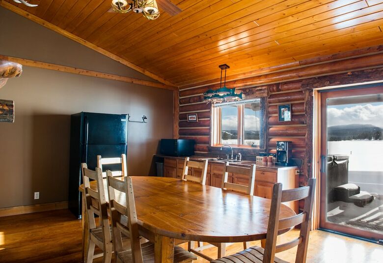Cabana Bar N Ranch