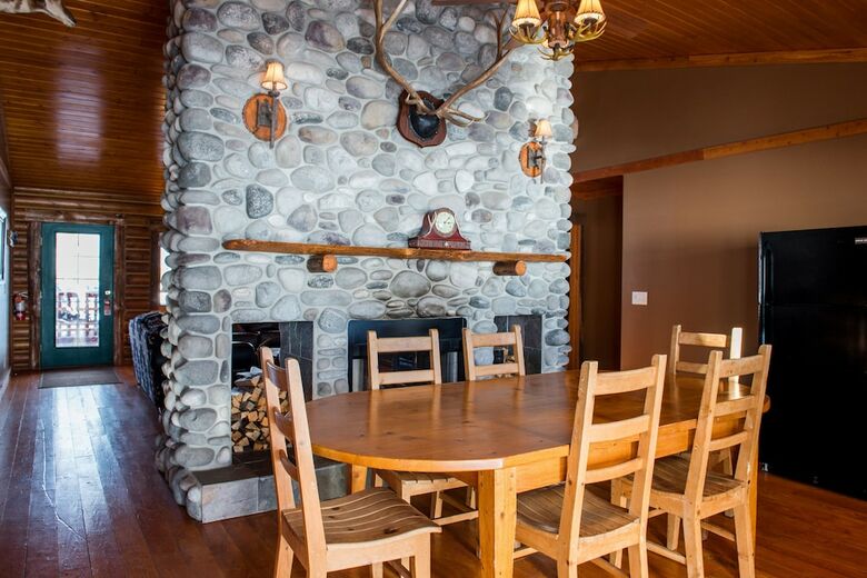 Cabana Bar N Ranch