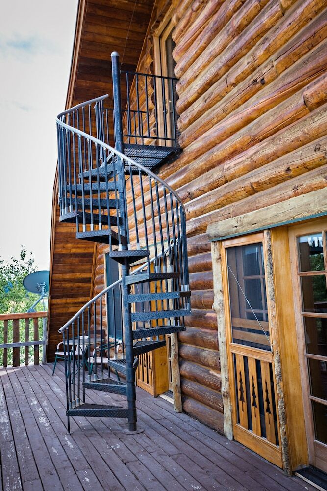 Cabana Bar N Ranch