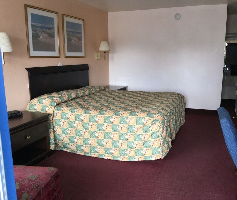 Motel Belmont Inn & Suites