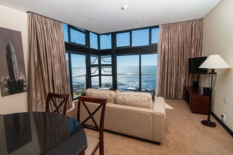 Premier Hotel Cape Town