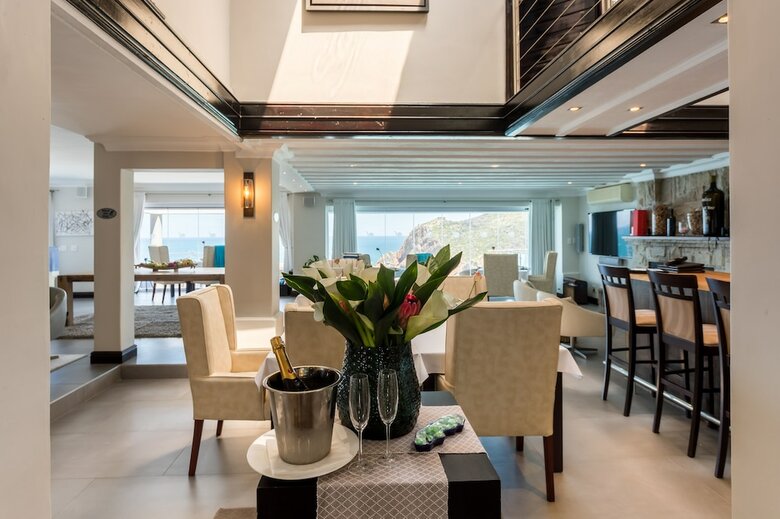 Hotel Head Over Hills Luxury Retreat