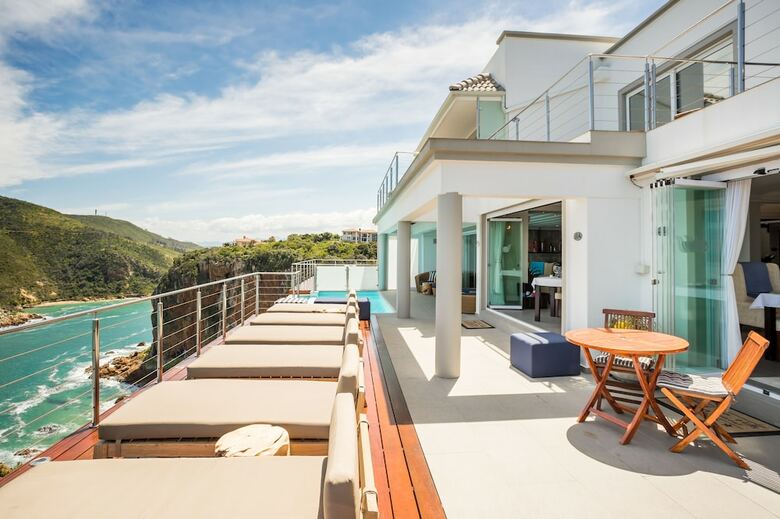 Hotel Head Over Hills Luxury Retreat