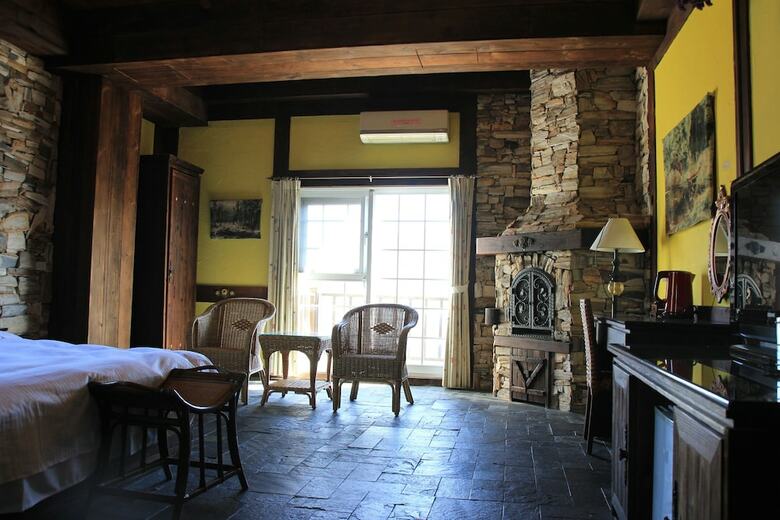 Bed & Breakfast Provence Rose Lodge In Ching Jing