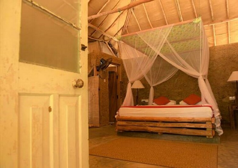 Cabana Saraii Village