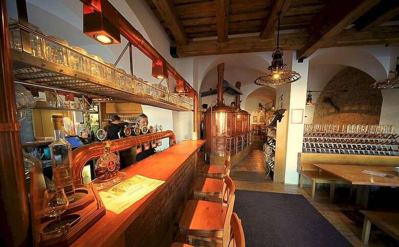 Hotel & Pivovar ?ern� Orel