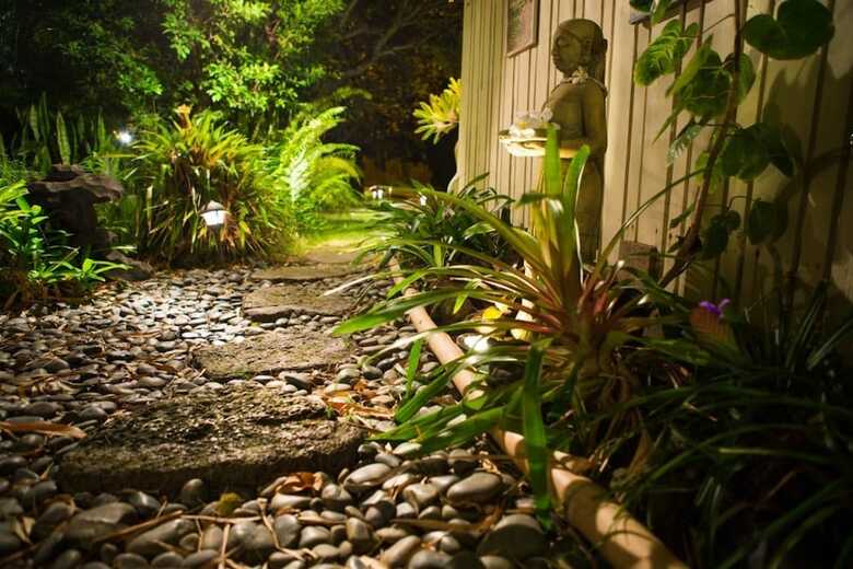 Hotel Hawaii's Hidden Hideaway Bed & Breakfast
