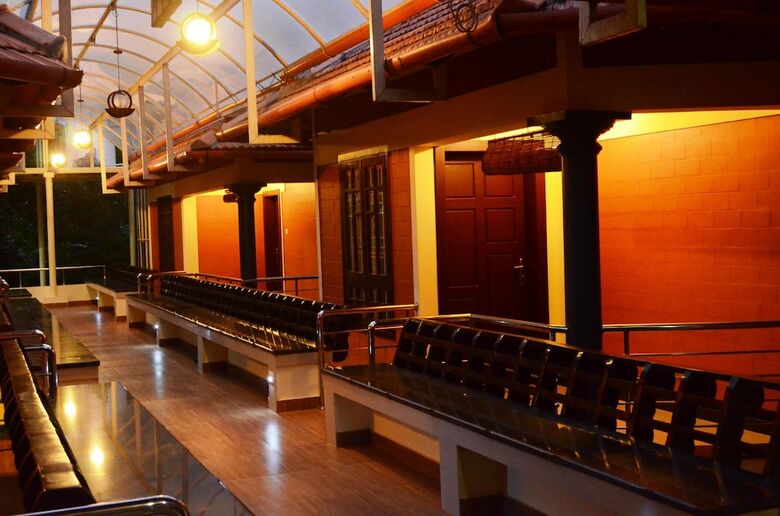Hotel Varkala Beach Resort