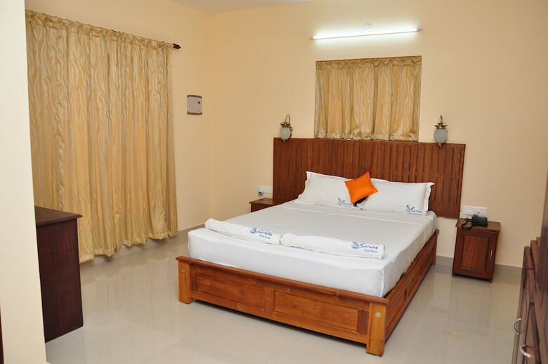 Hotel Varkala Beach Resort
