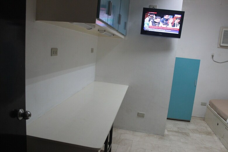 Hostal P Hostels And Residences
