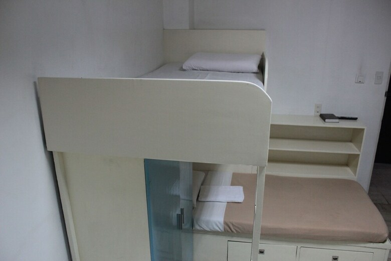 Hostal P Hostels And Residences