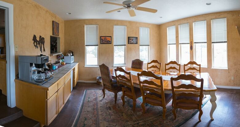 Skyridge Inn Bed & Breakfast