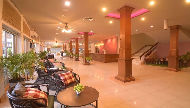 Chumphon Gardens Hotel
