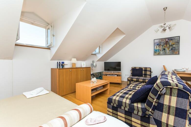 Apartments Foteza