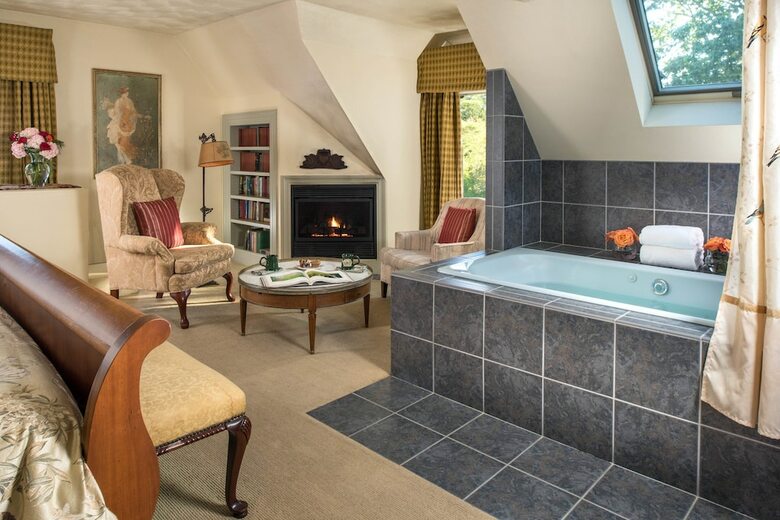 Bed & Breakfast Manor House Inn