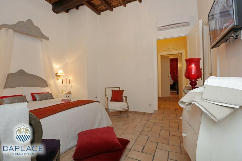 Madonna De? Monti Suites - Daplace Collection