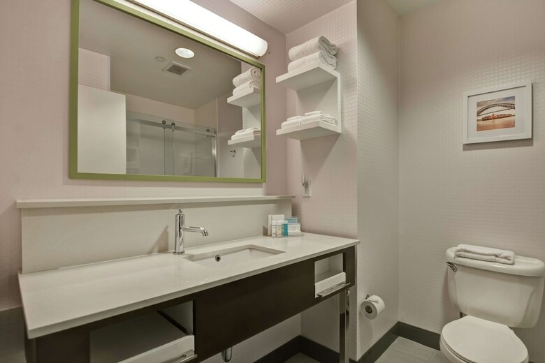 Hotel Hampton Inn & Suites Newark-harrison-riverwalk