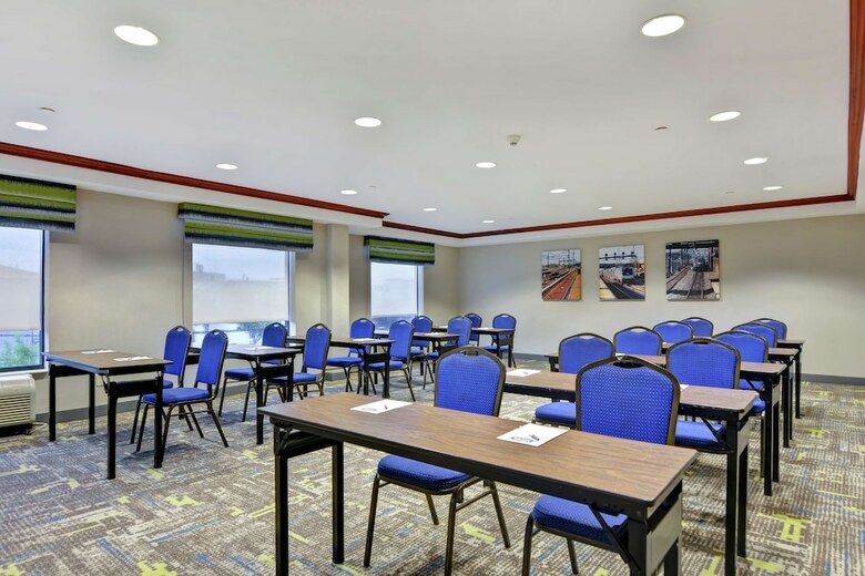Hotel Hampton Inn & Suites Newark-harrison-riverwalk