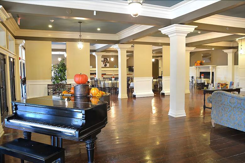 Niagara Crossing Hotel & Spa
