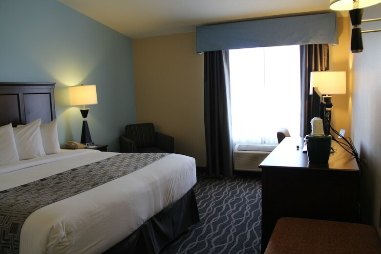 Hotel Baymont By Wyndham Tri-cities/kennewick Wa