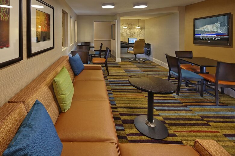 Hotel Fairfield Inn And Suites By Marriott Palm Beach