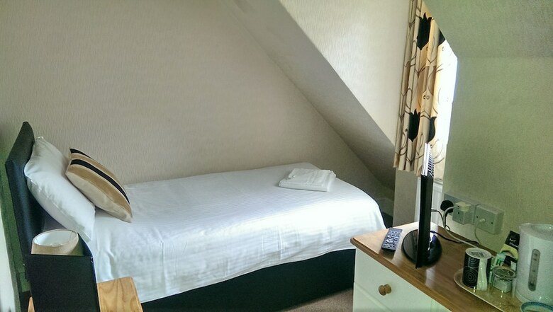 Hotel Tusker Lodge