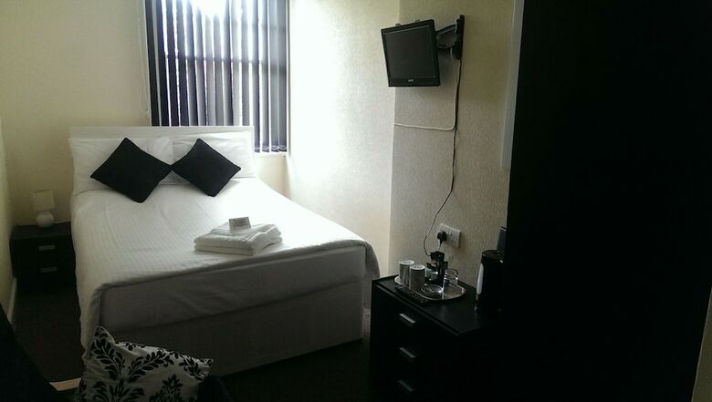 Hotel Tusker Lodge