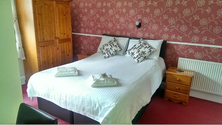 Hotel Tusker Lodge