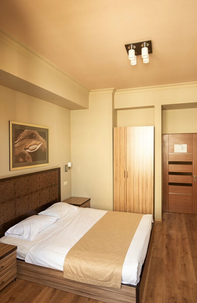 Hostal Kantar Hostel