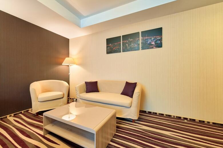 Degas Lite Hotel