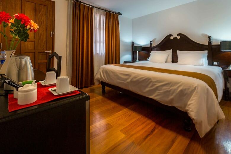 Illa Hotel