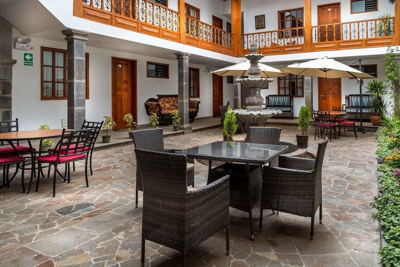 Illa Hotel