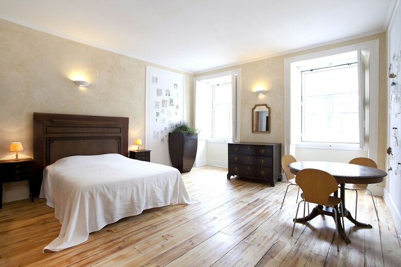 Hotel Lost Lisbon - Cais Do Sodr�