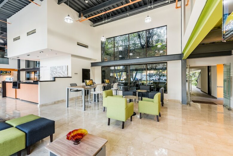 Hotel Wyndham Garden Guadalajara Expo