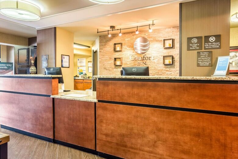 Hotel Comfort Inn
