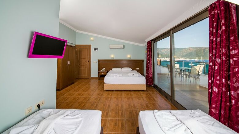 Honeymoon Hotel