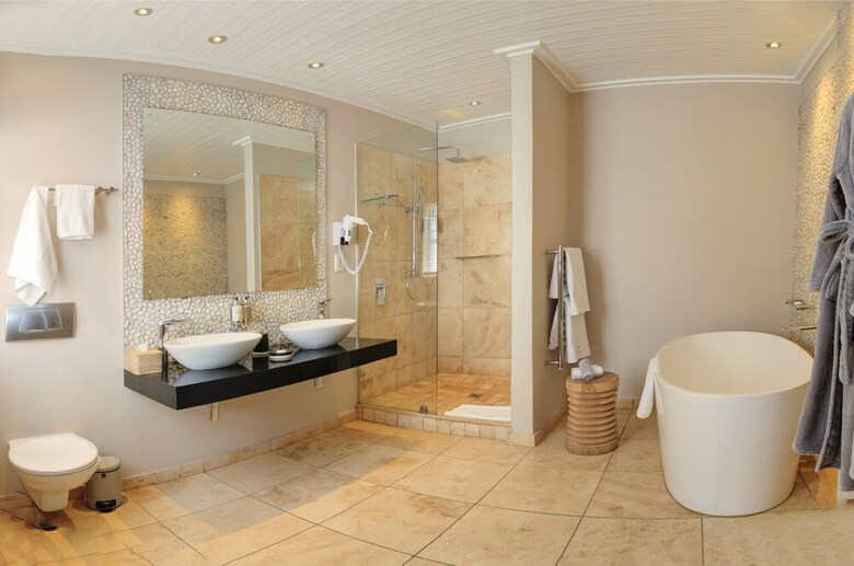 Hotel Periwinkle Guest Lodge