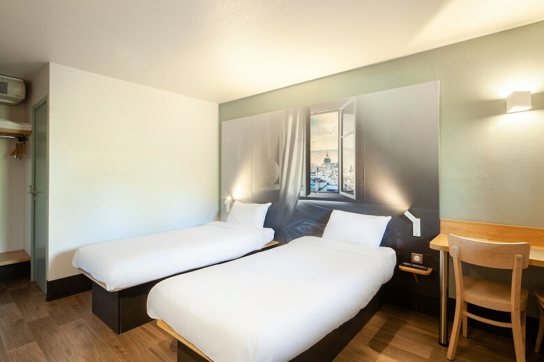 Hotel B&B H�tel Pontault Combault